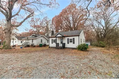 404 Hickory Chapel Road, High Point, NC 27260 - Photo 24