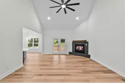 3963 Nc Highway 42 S, Asheboro, NC 27205 - Photo 10