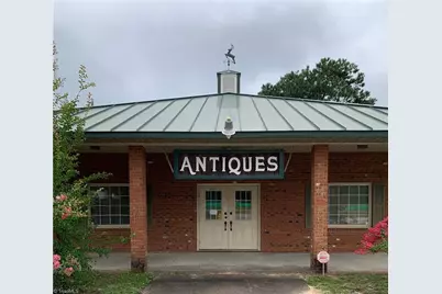 4235 Seven Lakes Plaza, West End, NC 27376 - Photo 4