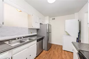 344 Hanover Arms Ct, Winston-Salem, NC 27104 - Photo 8