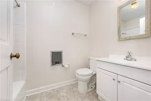 344 Hanover Arms Ct, Winston-Salem, NC 27104 - Photo 12