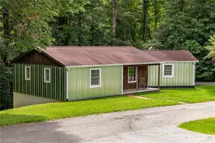 607 W Pine Cir, Wilkesboro, NC 28697 - Photo 4