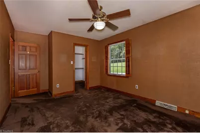 607 W Pine Circle, Wilkesboro, NC 28697 - Photo 22