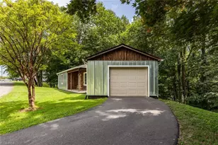 607 W Pine Cir, Wilkesboro, NC 28697 - Photo 6