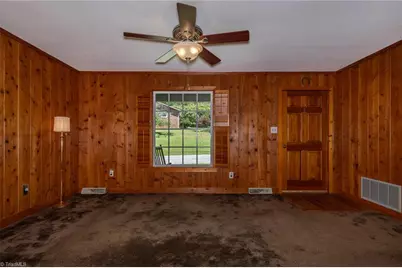 607 W Pine Circle, Wilkesboro, NC 28697 - Photo 16