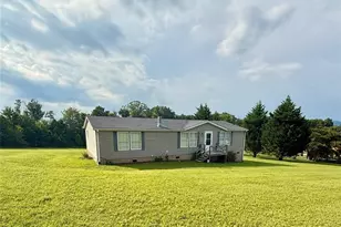 759 Cameron Ln, Mount Airy, NC 27030 - Photo 12