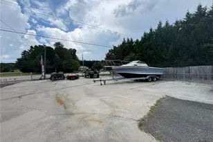 6415 Bringle Ferry Rd, Salisbury, NC 28146 - Photo 10