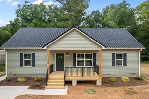 2230 Burch Bridge Rd, Burlington, NC 27217 - Photo 2