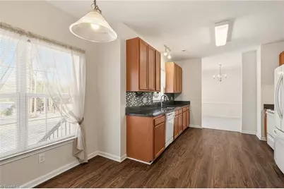 3792 Northumberland Drive, Greensboro, NC 27406 - Photo 8