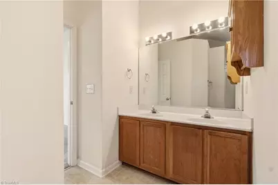 3792 Northumberland Drive, Greensboro, NC 27406 - Photo 18