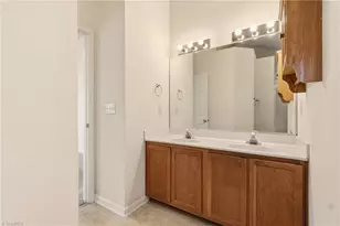 3792 Northumberland Dr, Greensboro, NC 27406 - Photo 18