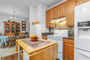 3792 Northumberland Dr, Greensboro, NC 27406 - Photo 10