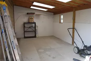 308 Aloha Dr, Graham, NC 27253 - Photo 30