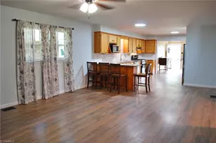 308 Aloha Dr, Graham, NC 27253 - Photo 12