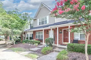 131 Delargy Cir, Mooresville, NC 28117 - Photo 2