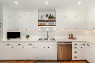 437 Valleymeade Dr, Kernersville, NC 27284 - Photo 14