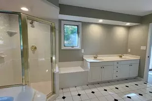 3909 Buncombe Dr, Greensboro, NC 27407 - Photo 24