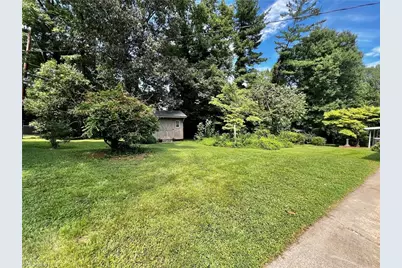 2408 Gracewood Court, Greensboro, NC 27408 - Photo 38