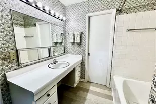 2408 Gracewood Ct, Greensboro, NC 27408 - Photo 28