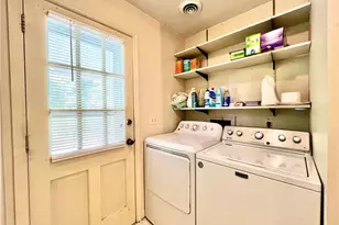 2408 Gracewood Ct, Greensboro, NC 27408 - Photo 22