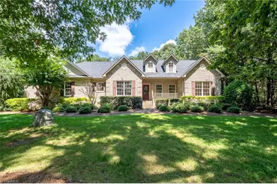 426 Pearl Bay Drive, New London, NC 28127 - Photo 1