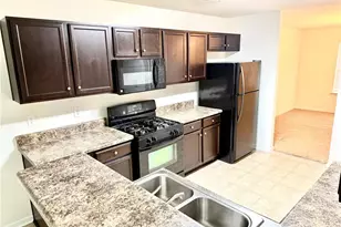 5887 Odenton Ln, Pfafftown, NC 27040 - Photo 2