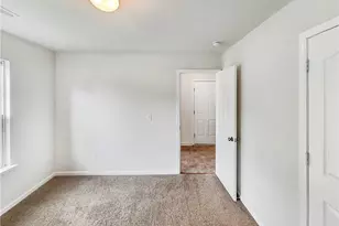 4832 Old Towne Village Cir, Pfafftown, NC 27040 - Photo 10