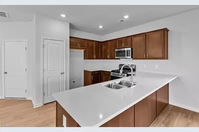 523 Raspberry Hill Road, Winston-Salem, NC 27106 - Photo 4