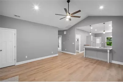 296 Fairgrove Road, Thomasville, NC 27360 - Photo 4