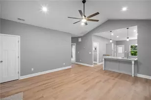 296 Fairgrove Rd, Thomasville, NC 27360 - Photo 4