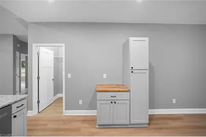 296 Fairgrove Road, Thomasville, NC 27360 - Photo 10