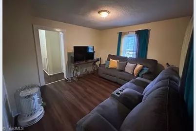 814 Pine Circle Drive, High Point, NC 27265 - Photo 10