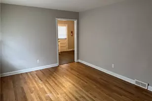 2242 E 1st St, Winston-Salem, NC 27101 - Photo 6