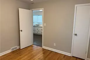 2242 E 1st St, Winston-Salem, NC 27101 - Photo 16