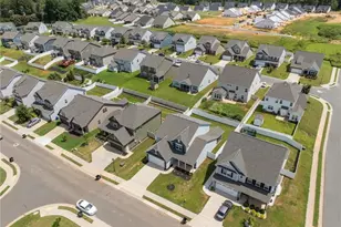 1039 Brockton Dr, Mebane, NC 27302 - Photo 40