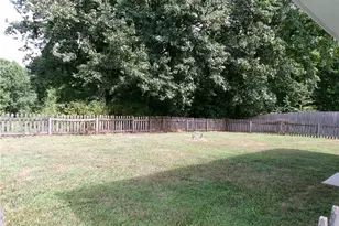 425 Rockbridge Dr, Kernersville, NC 27284 - Photo 28