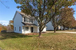 425 Rockbridge Dr, Kernersville, NC 27284 - Photo 2