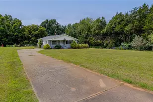 7049 McLeansville Rd, Browns Summit, NC 27214 - Photo 2