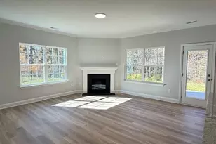 535 Valentine Ct, Graham, NC 27253 - Photo 4