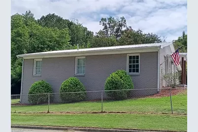 866 Mountain Road, Asheboro, NC 27205 - Photo 8