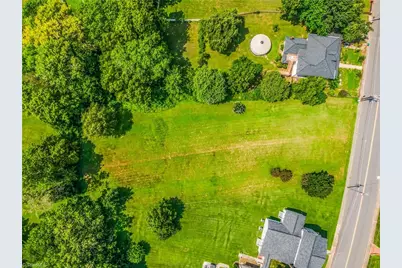 528 Main Street, Pilot Mountain, NC 27041 - Photo 10