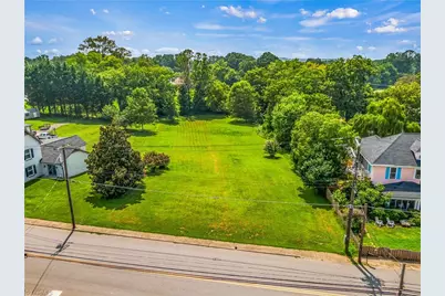 528 Main Street, Pilot Mountain, NC 27041 - Photo 2