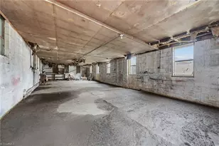 607 Main St, Pilot Mountain, NC 27041 - Photo 18