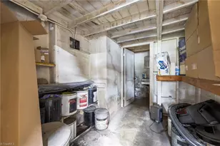 607 Main St, Pilot Mountain, NC 27041 - Photo 10