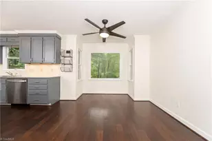 1721 Abbottsford Dr, Kernersville, NC 27284 - Photo 10