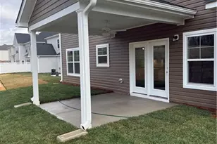 1586 Dappledown St, Kernersville, NC 27284 - Photo 2