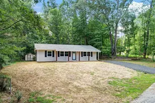 235 Sparrow Rd, Eden, NC 27288 - Photo 4