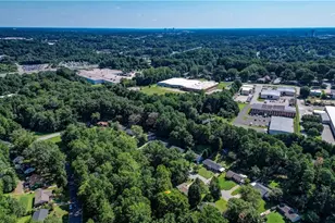 4620 Pennoak Rd, Greensboro, NC 27407 - Photo 36