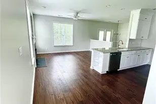 3047 Winston Dr, Burlington, NC 27215 - Photo 10