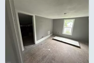 312 Culbreth Avenue, Thomasville, NC 27360 - Photo 12